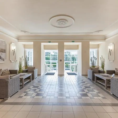 Haus Am Park 22 * Ostseebad Kühlungsborn